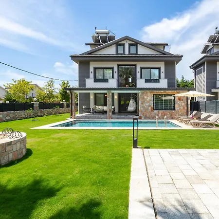 فيلة Palmiye By Safiya غوجيك